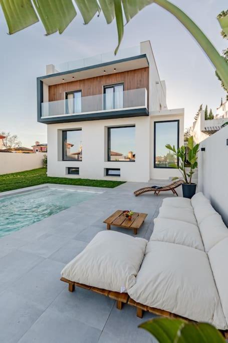 Villa Con Piscina Privada Gelves Eksteriør bilde