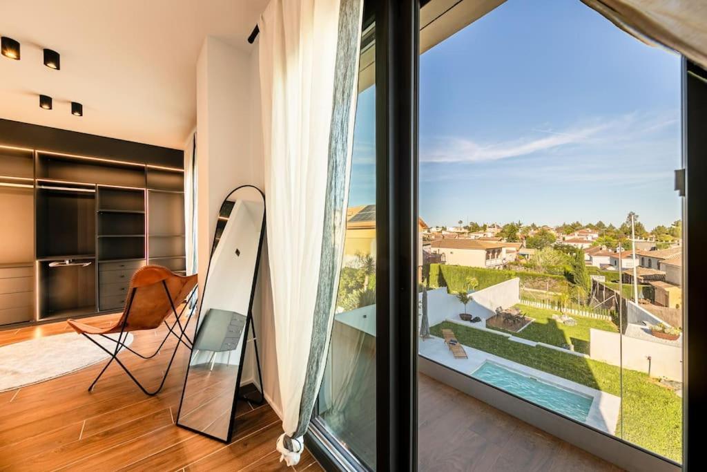 Villa Con Piscina Privada Gelves Eksteriør bilde