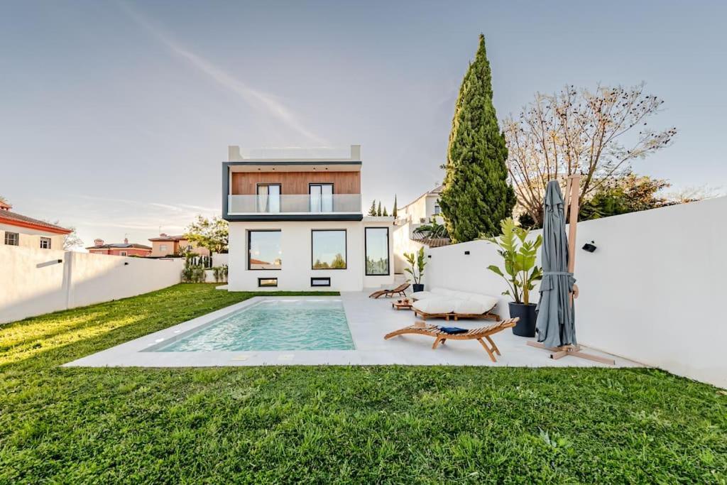 Villa Con Piscina Privada Gelves Eksteriør bilde